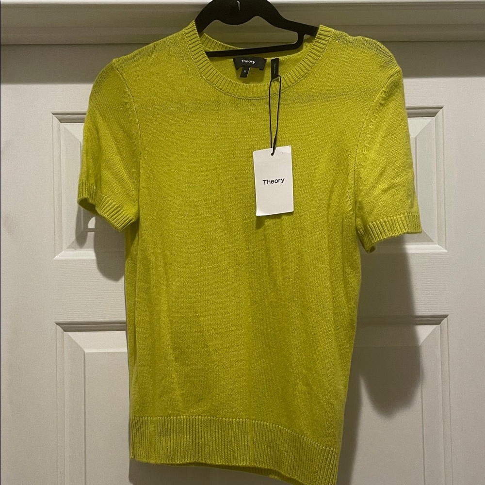 Theory Lime Green Short Sleeve Cashmere Top